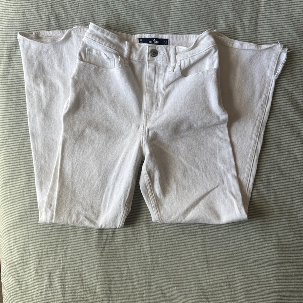 Hollister - Ultra High Rise Dad Jeans